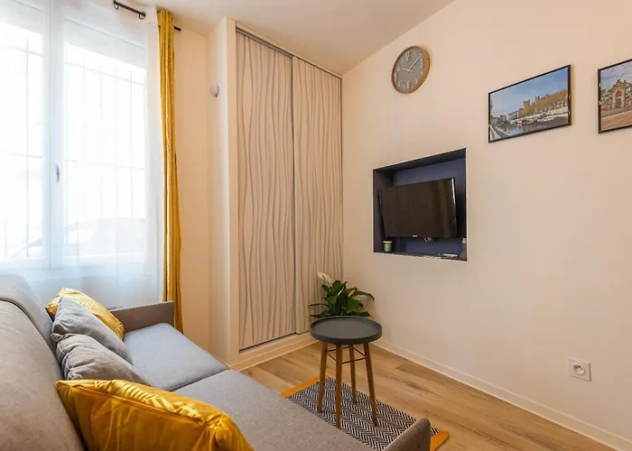 Le Cosy Narbonnais Apartment *